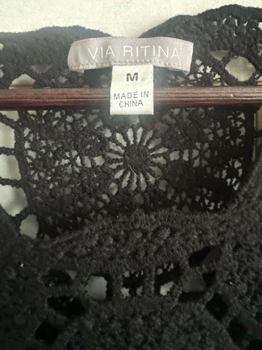 Via Ritina Black Crochet Long Sleeve High-Low Tunic Top - Picture 3 of 5